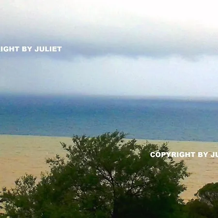 Juliet - In Liguria 5 Terre Unesco Site *